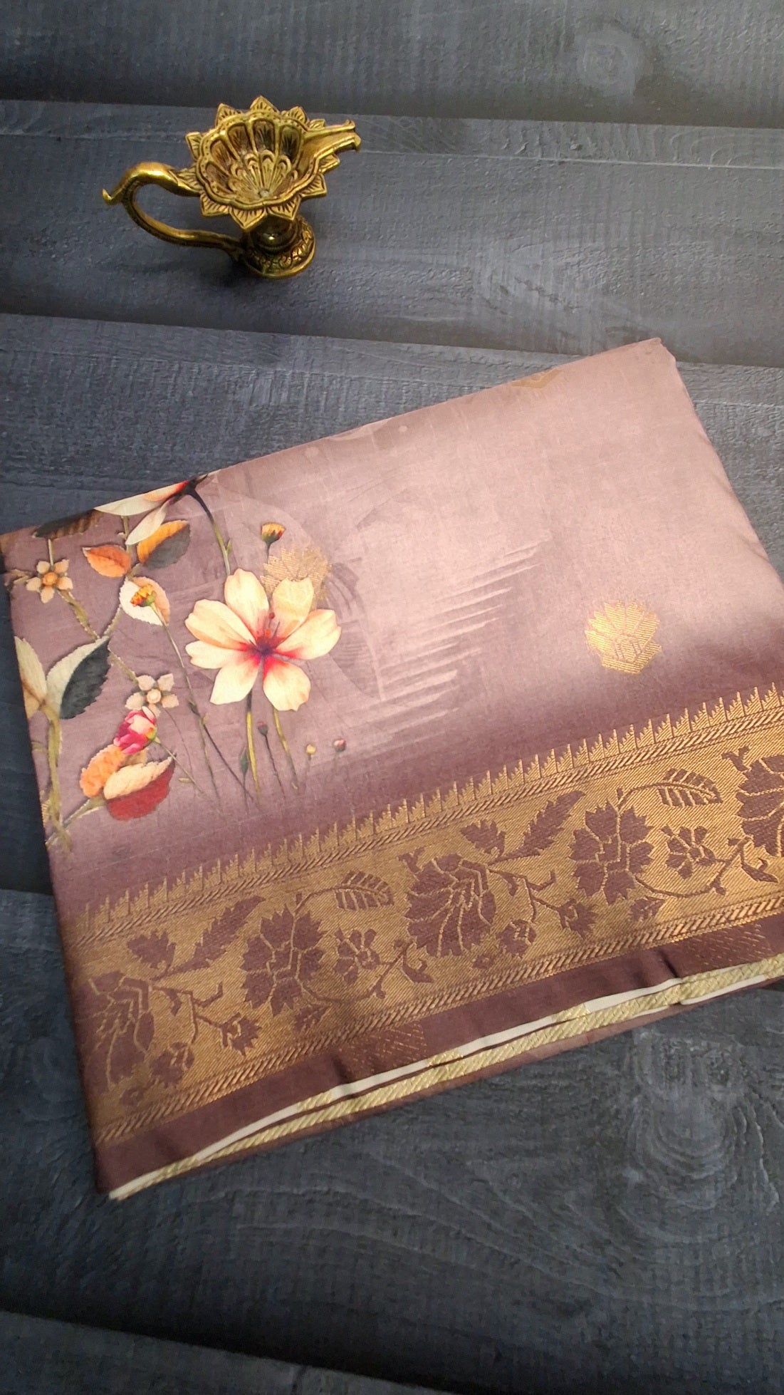 Dola digital print saree