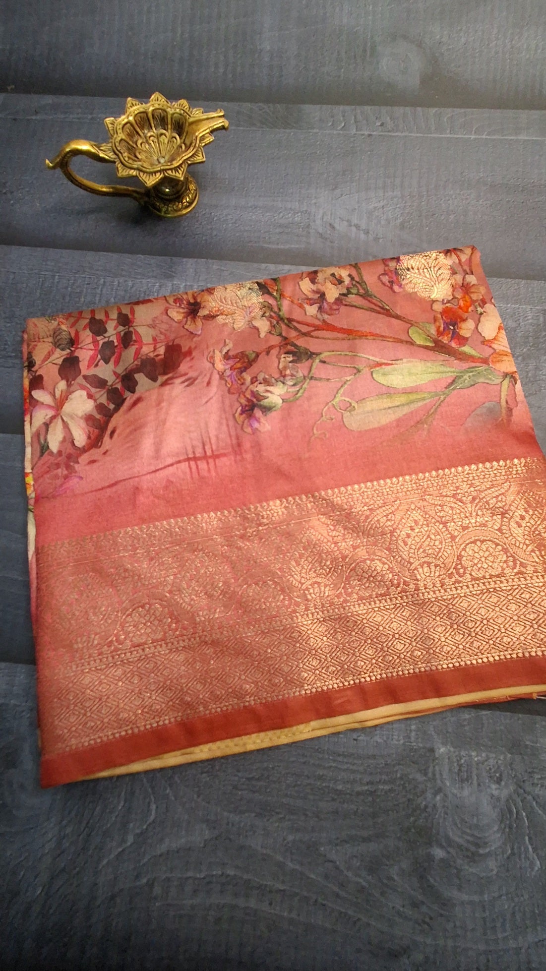 Dola digital print saree