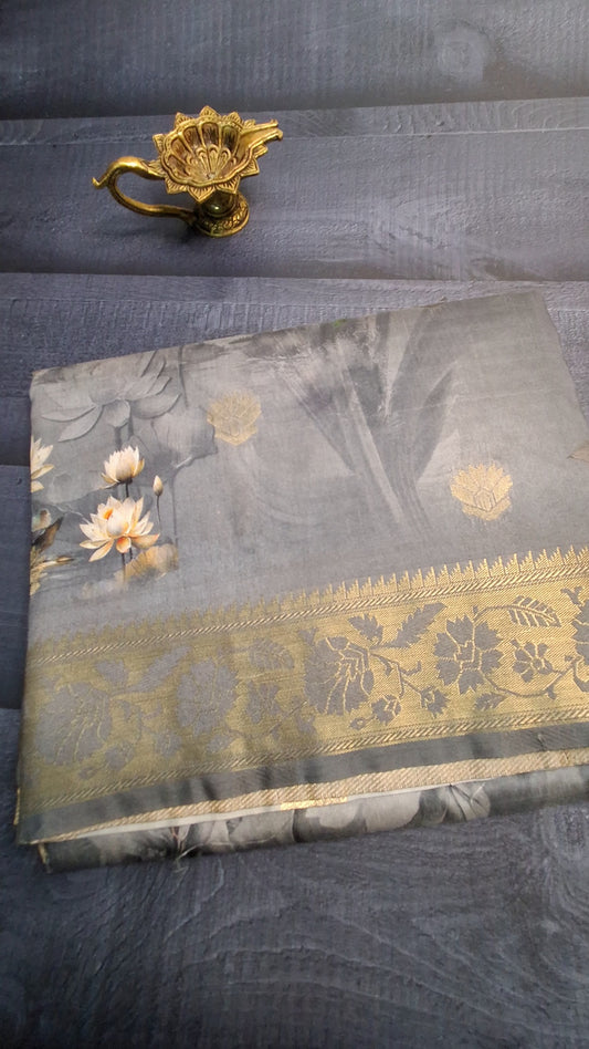 Dola digital print saree